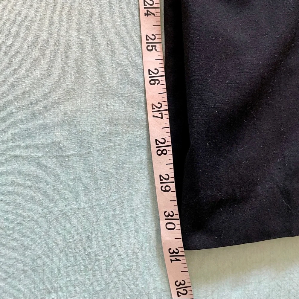 Banana Republic size 6 women’s black dress pants EUC 31” inseam